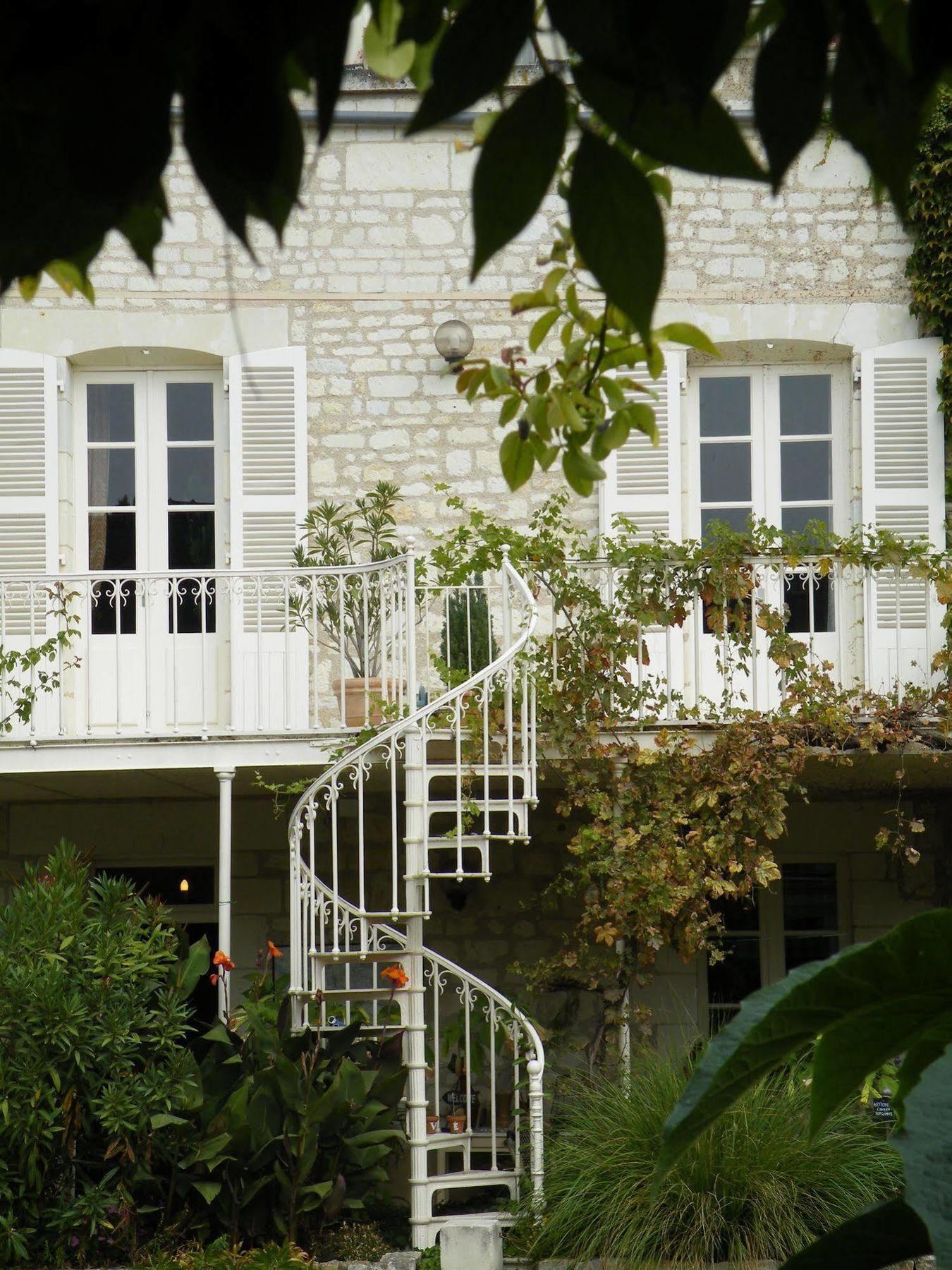 Hôtel Diderot Chinon Extérieur photo